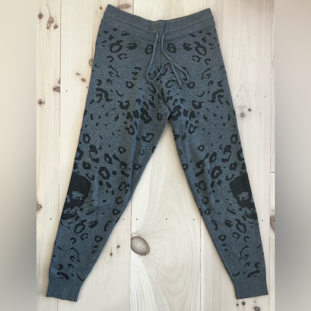 FATE Skull Leopard Print Jogger Sweatpant Animal Print Drawstring Small Cotton